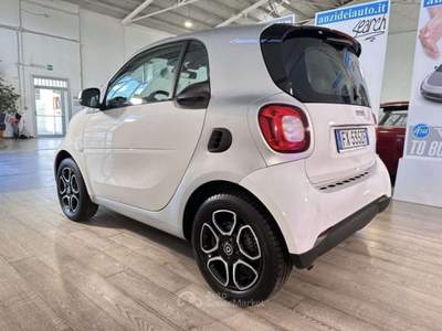Smart ForTwo 70 1.0 twinamic Passion Bianco usata Roma
