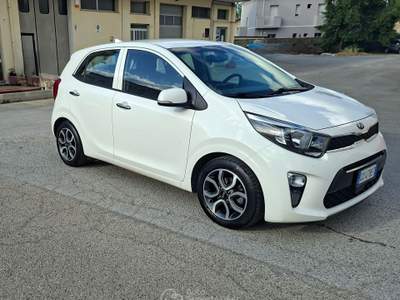 Kia Picanto Picanto III 2017 1.0 Style Gpl my20 Bianco usata Rimini