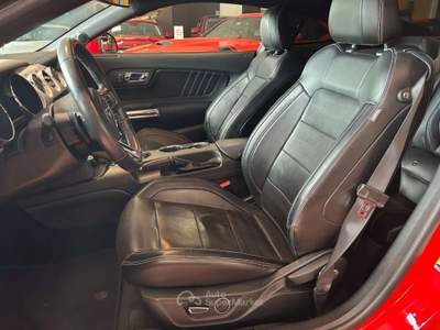 Ford Mustang Fastback 2.3 EcoBoost Automatica Full Rosso usata Rho