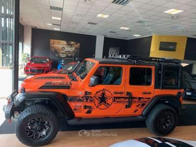 Jeep Wrangler Unlimited Sport 4x4 3,6l V6 Offroad-Umbau TRAILR Arancione usata Rho