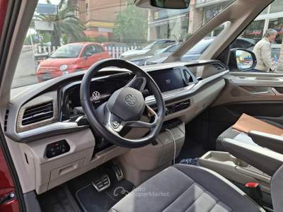 Volkswagen Multivan Volkswagen Multivan 1.4 tsi hybrid style Rosso usata Monterotondo