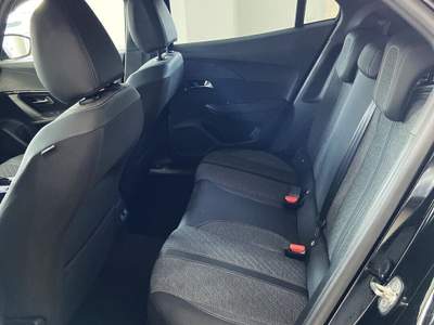 Peugeot 2008 S&S EAT8 Allure Nero usata San Felice a Cancello