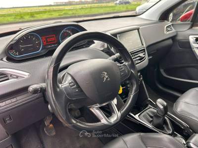Peugeot 2008 2008 1.2 puretech t Black Matt s Rosso usata Inzago