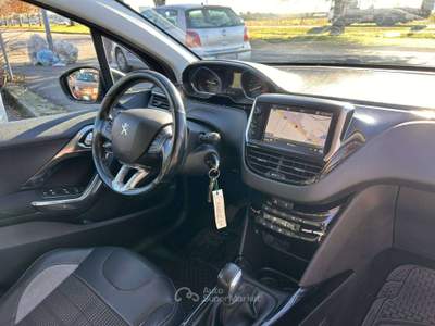 Peugeot 2008 2008 1.2 puretech Access 82cv my16 Grigio usata Inzago