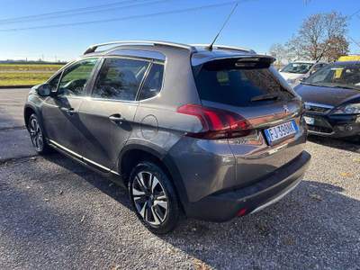 Peugeot 2008 2008 1.2 puretech Access 82cv my16 Grigio usata Inzago