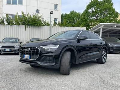Audi Q8 3.0 TDI 231CV Mhev Sport Quattro tiptronic / NESSUN VINCOLO FINANZIARIO Nero usata TORINO