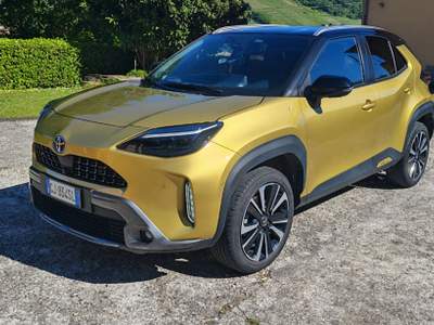 Toyota Yaris Cross Tenuta in box, unico propr., non fumatore, sempre tagliandata Giallo usata Stradella