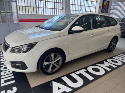 Peugeot 308 S&S SW Business Bianco usata Torino