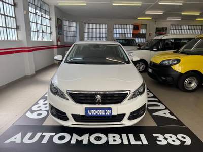 Peugeot 308 S&S SW Business Bianco usata Torino