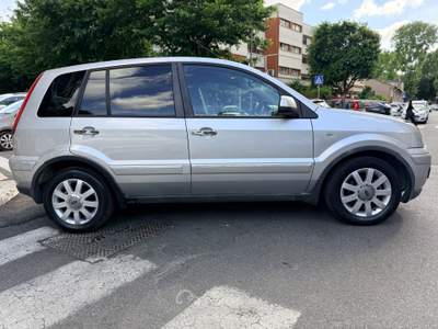 Ford Fusion Euro 5 GPL (2030) MEGA TAGLIANDO Argento usata Roma
