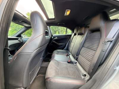 Mercedes-Benz Classe A Mercedes A 180 d Auto Premium AMG Tetto Apribile Grigio usata Roma