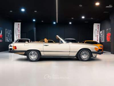 Mercedes-Benz SL 560 usata Formello
