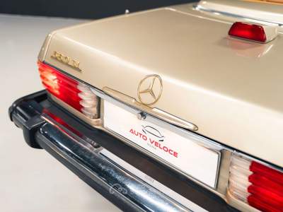 Mercedes-Benz SL 560 usata Formello