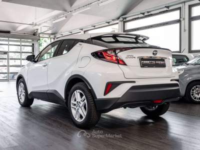 Toyota C-HR C-HR I 2020 1.8h Active e-cvt Bianco usata Sesto San Giovanni