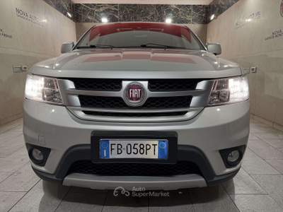 Fiat Freemont Freemont 2.0 mjt 16v Lounge 4x4 170cv auto E5 Argento usata Firenze