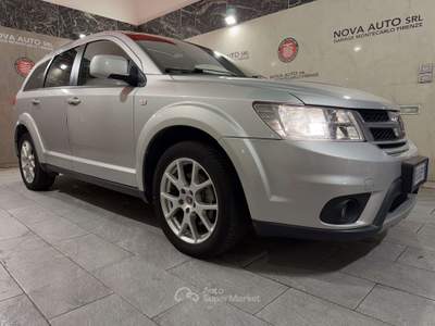 Fiat Freemont Freemont 2.0 mjt 16v Lounge 4x4 170cv auto E5 Argento usata Firenze