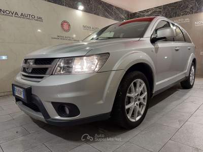 Fiat Freemont Freemont 2.0 mjt 16v Lounge 4x4 170cv auto E5 Argento usata Firenze