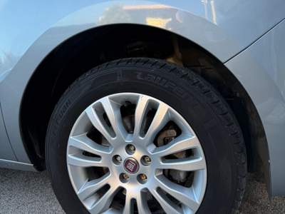 Fiat Doblò Doblo Doblò 1.6 MJT 16V Emotion,clima,sensori di parcheggio,cerchi in lega,comandi al volante,ecc. Grigio usata San Michele Salentino