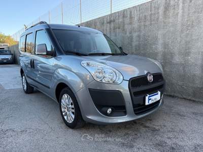 Fiat Doblò Doblo Doblò 1.6 MJT 16V Emotion,clima,sensori di parcheggio,cerchi in lega,comandi al volante,ecc. Grigio usata San Michele Salentino