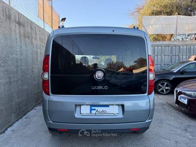 Fiat Doblò Doblo Doblò 1.6 MJT 16V Emotion,clima,sensori di parcheggio,cerchi in lega,comandi al volante,ecc. Grigio usata San Michele Salentino
