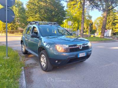 Dacia Duster 4x4 Blu/Azzurro usata Sant'Angelo in Vado