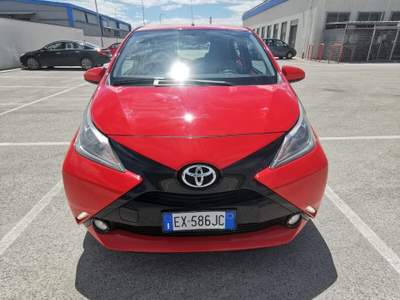 Toyota Aygo 5P. x-cool 2014 Rosso usata Barletta