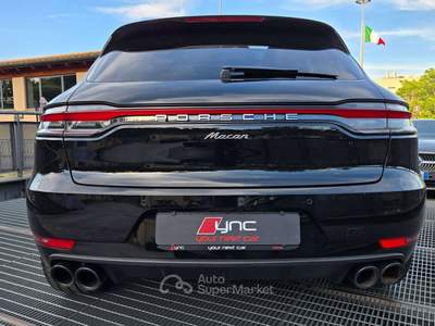 Porsche Macan 2.0 245 CV MY 20 TETTO PASM PDK PDLS CAMERA TAGL PORSCHE 21" Nero usata Roma