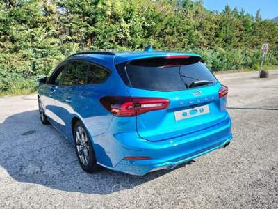 Ford Focus 1.5 Ecoblue 115cv ST -Line Auto SW Blu/Azzurro usata Bagni di Lucca
