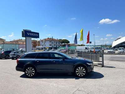 Volvo V90 Cross Country V90 Cross Country 2.0 b4 Business Pro awd auto Grigio usata Rimini
