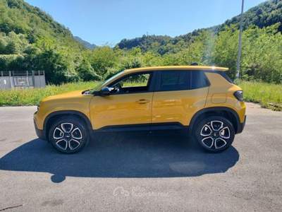 Jeep Avenger 1.2 Turbo Summit Giallo usata Bagni di Lucca