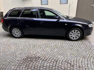 Audi A4 Avant 2.0 TDI *Automatico-Sequenziale Blu/Azzurro usata Moncalieri
