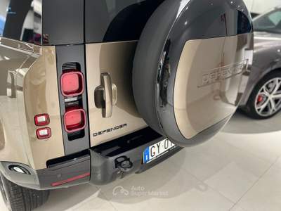 Land Rover Defender Defender 110 3.0D I6 200 CV AWD Auto X-Dynamic SE Marrone usata Palermo