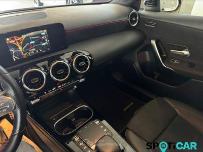Mercedes-Benz Classe A (W177) A 180 Automatic Premium Nero usata San Vitaliano