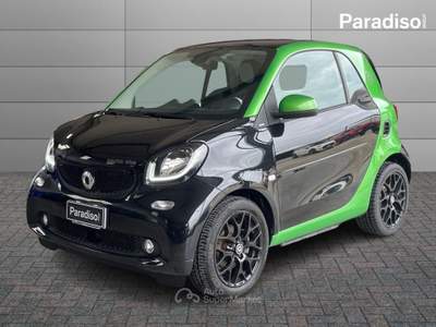 Smart ForTwo eqPASSION - 4,6kW | 56CV | 2018 Bianco usata Lamezia Terme Smart ForTwo eqPASSION - 4,6kW | 56CV | 2018 Bianco usata Lamezia Terme