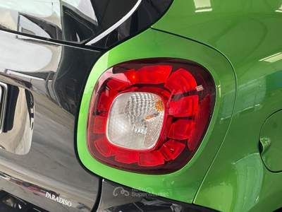 Smart ForTwo eqPASSION - 4,6kW | 56CV | 2018 Bianco usata Lamezia Terme