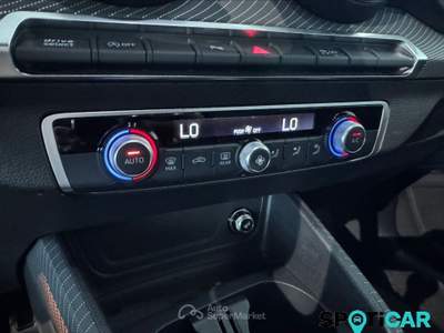 Audi Q2 30 TDI Identity Black Bianco usata San Vitaliano