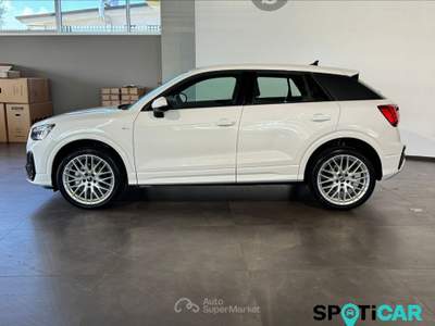 Audi Q2 30 TDI Identity Black Bianco usata San Vitaliano
