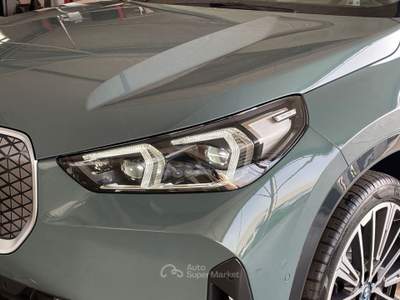 BMW iX1 XDRIVE30 2025 - KM0 | 313CV ELETTRICO | LUXURY Verde usata Lamezia Terme