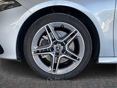 Mercedes-Benz Classe A A250e PHEV 2024 | 1.3 - 218CV | AMG LINE Argento usata Lamezia Terme