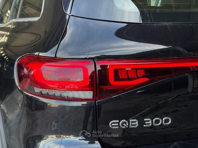 Mercedes-Benz EQB 300 4MATIC - 2022 | PREMIUM | 189CV AUTO Nero usata Lamezia Terme