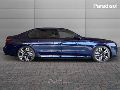 BMW i7 i7 XDRIVE60 2025 - KM0 | 544CV ELETTRICO | LUXURY Grigio usata Lamezia Terme