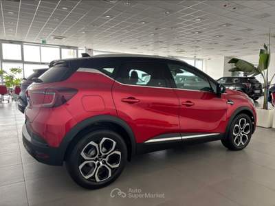 Mitsubishi ASX 1.3 MILD HYBRID INTENSE 2025 - KM0 | 140CV Rosso usata Lamezia Terme
