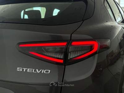 Alfa Romeo Stelvio 2.2 TURBO DIESEL SPRINT 2025 - KM0 | 210CV AWD Grigio usata Lamezia Terme