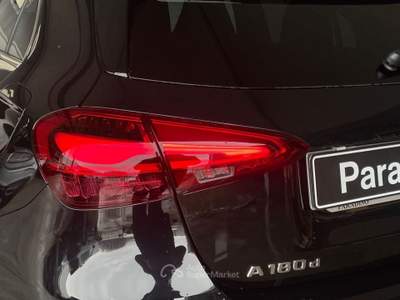 Mercedes-Benz Classe A 180d 2026 - KM0 | 116CV DIESEL | AMG LINE Nero usata Lamezia Terme