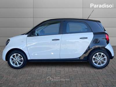 Smart ForFour 1.0 PRIME  - 71CV | 2016  - MANUALE Bianco usata Lamezia Terme