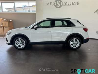 Audi Q3 2ª serie 35 TDI quattro S tronic Business Advanced Bianco usata San Vitaliano
