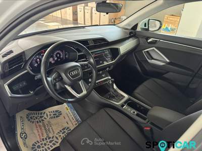 Audi Q3 2ª serie 35 TDI quattro S tronic Business Advanced Bianco usata San Vitaliano