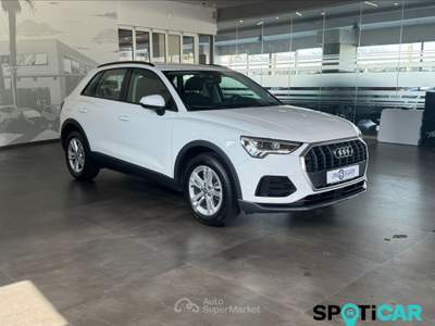 Audi Q3 2ª serie 35 TDI quattro S tronic Business Advanced Bianco usata San Vitaliano