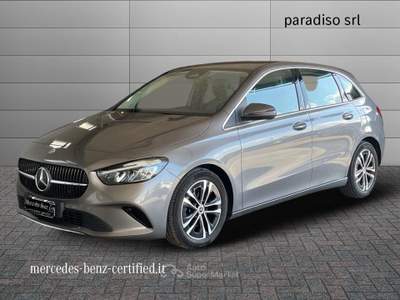 Mercedes-Benz Classe B 180D 2023 | 116CV DIESEL | PREMIUM Grigio usata Lamezia Terme