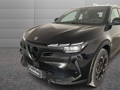 Alfa Romeo Junior SPECIALE - 2026 - KM0 - 1.2 HYBRID | 145CV Nero usata Lamezia Terme